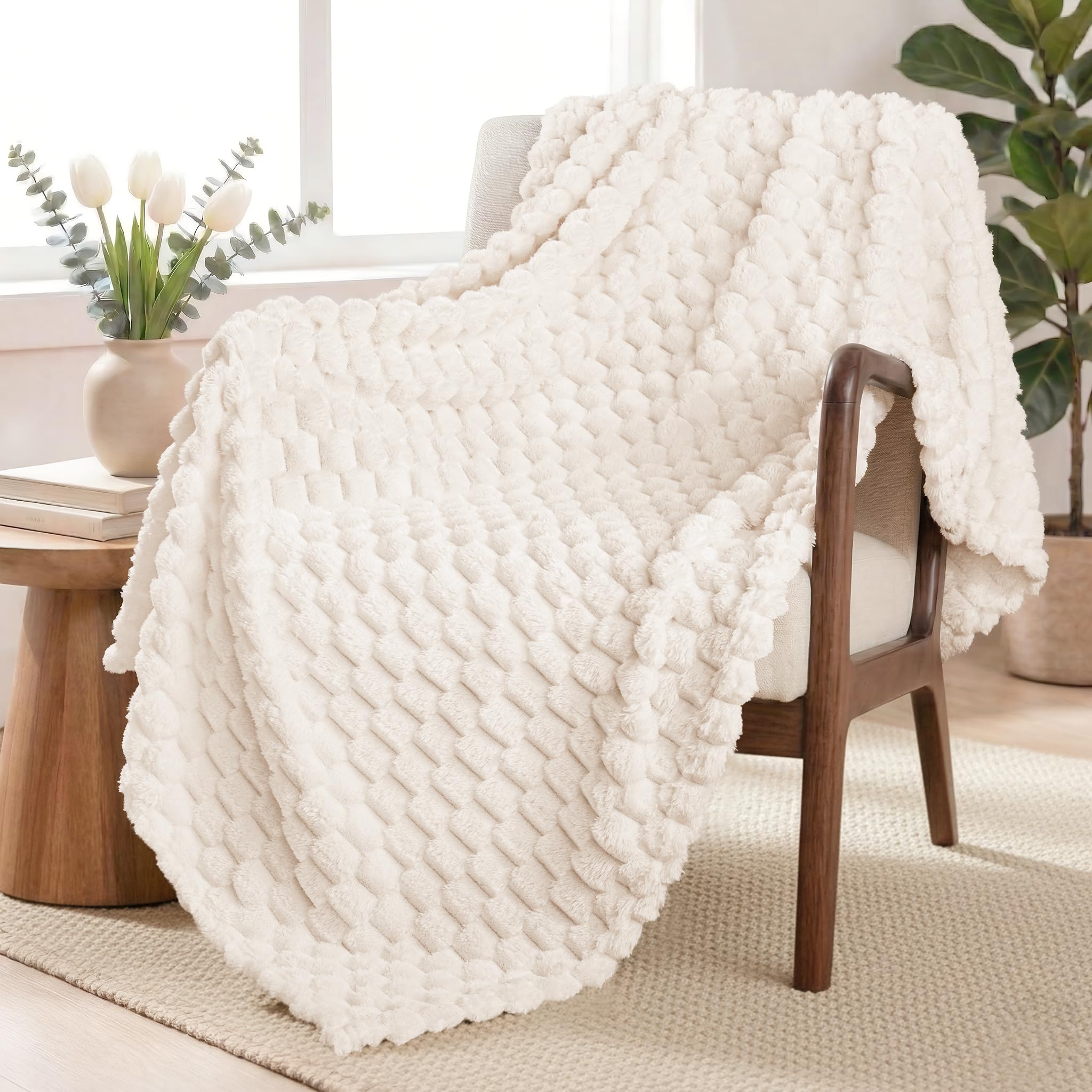 Amazon.com: Exclusivo Mezcla Fleece Throw Blanket for Couch, Extra